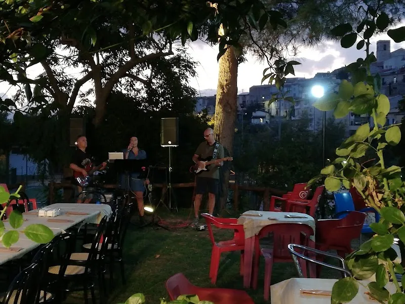 FOOTBALL BAR S.N.C. DI MARINO DOMENICO & C.